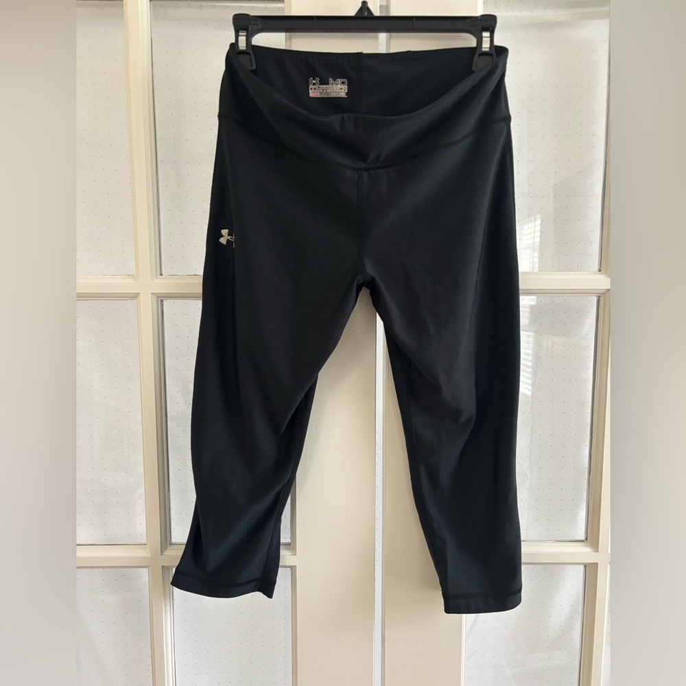 Under Armour Black Capri Leggings